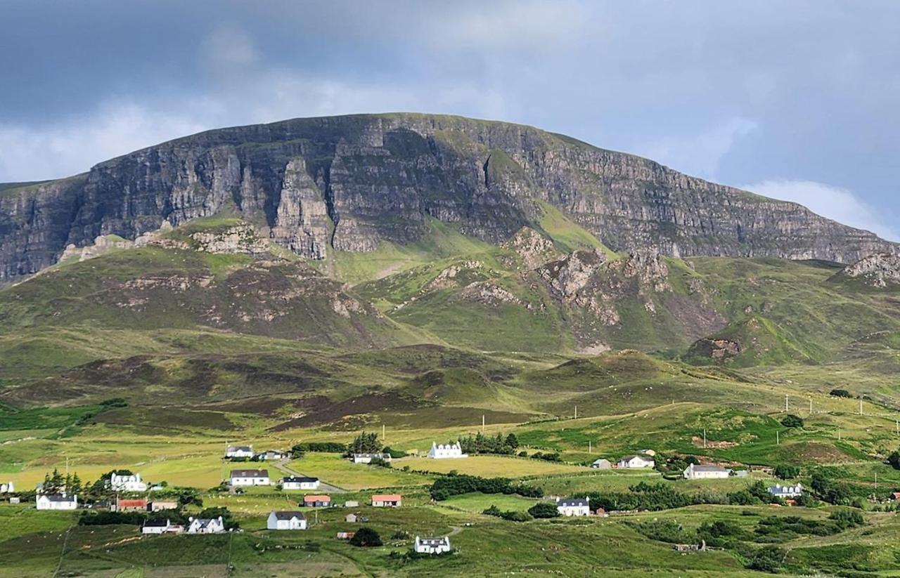 Solas Alainn Chalet Portree Bagian luar foto