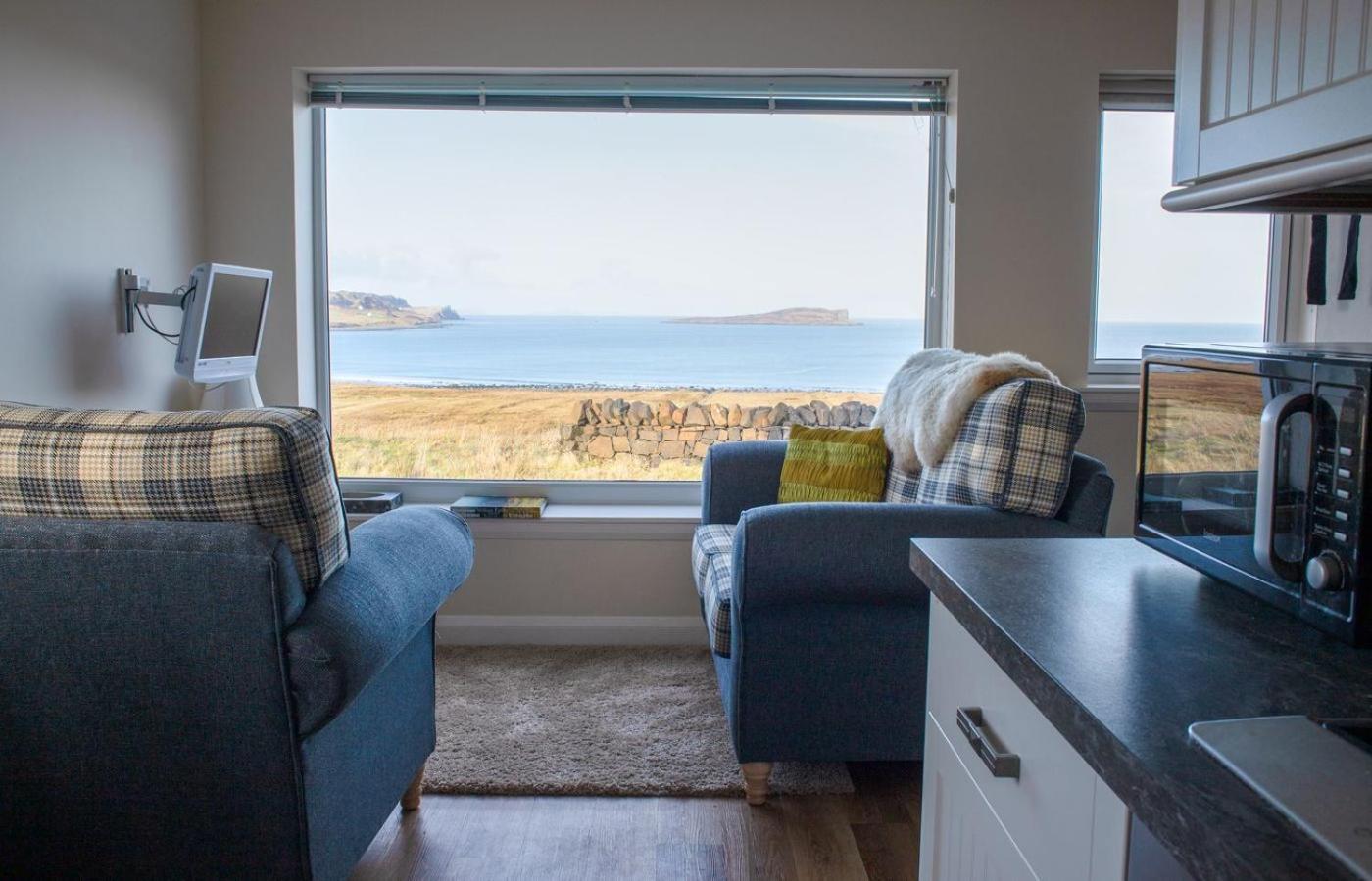 Solas Alainn Chalet Portree Bagian luar foto