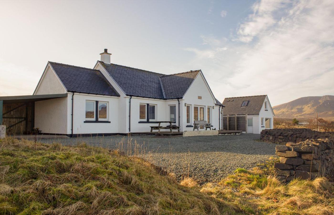 Solas Alainn Chalet Portree Bagian luar foto