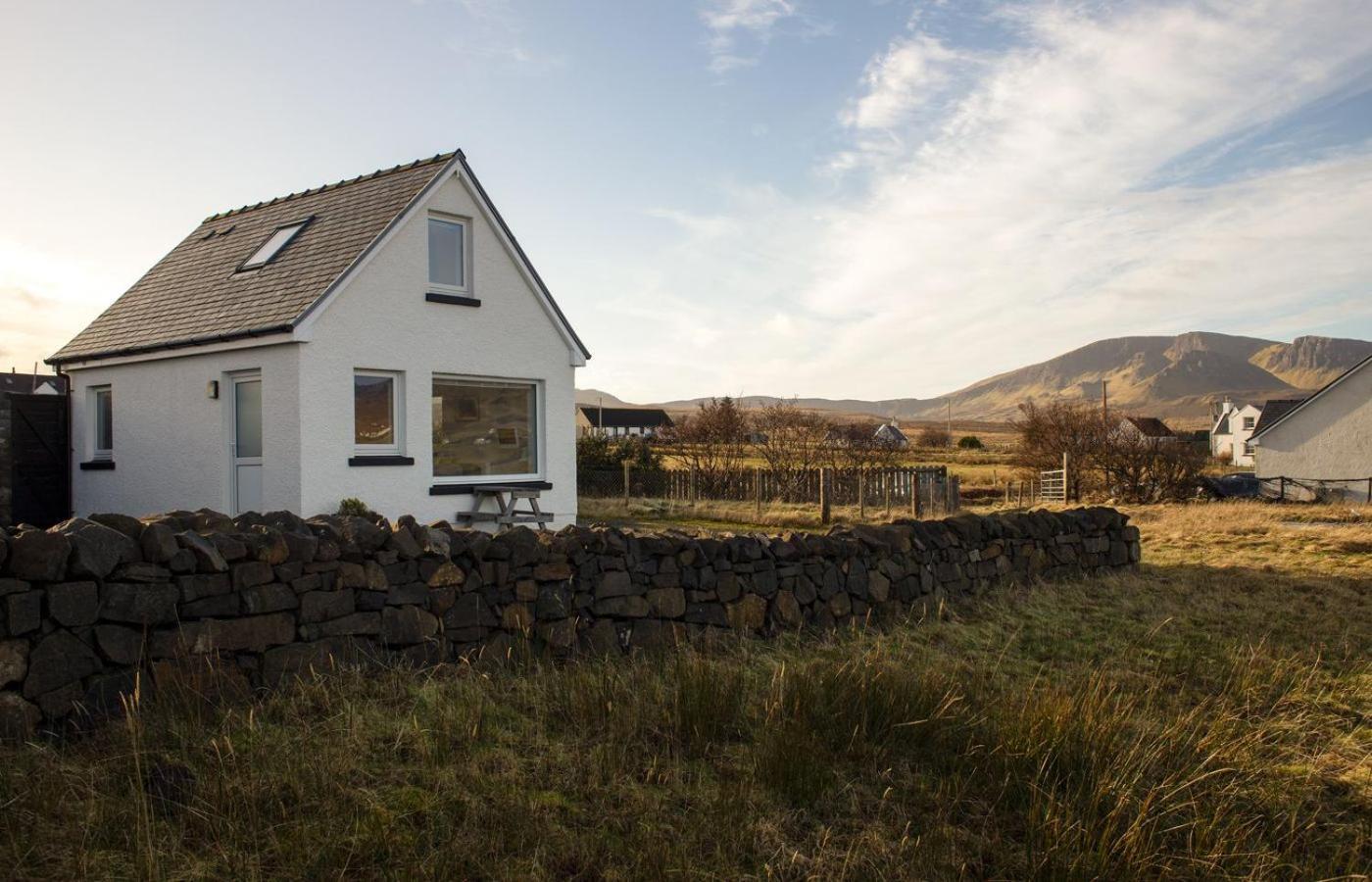 Solas Alainn Chalet Portree Bagian luar foto